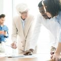 Chancen und Risiken von KI im Finanzmanagement junger Unternehmen