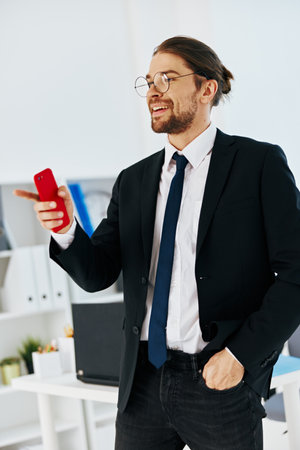 Digitale Tools für Zeitmanagement und Selbstorganisation: Chancen und Risiken für deutsche Unternehmen