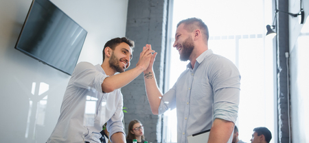 Finanzierungsmöglichkeiten durch Partnerschaften: Von Venture Capital bis zu öffentlichen Förderprogrammen